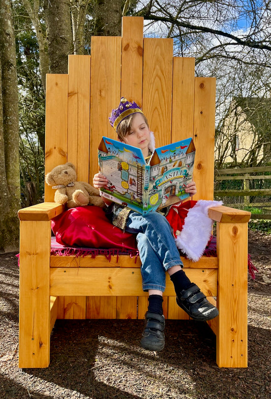 Story-telling Chair/Throne