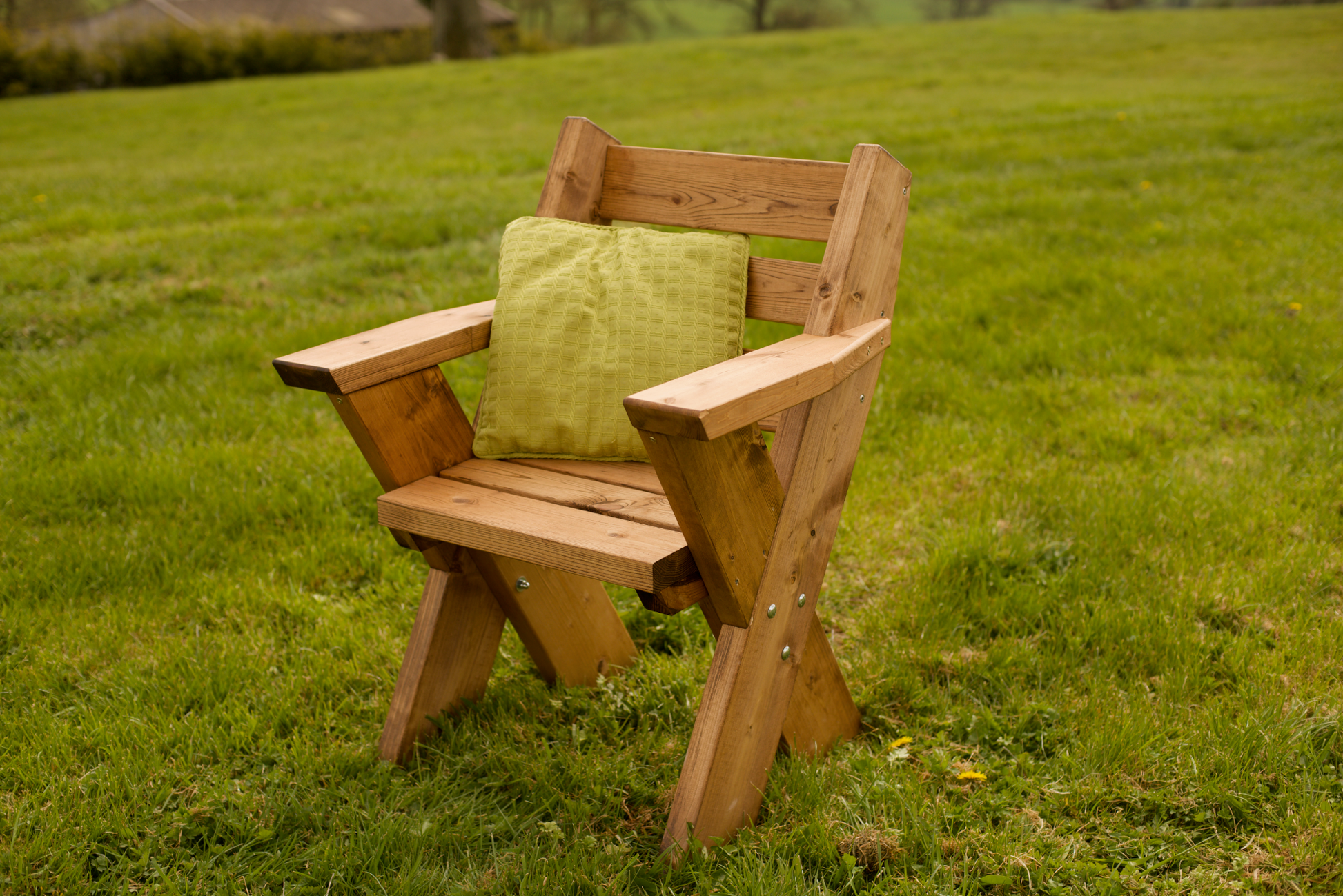 Queen Anne Wooden Garden Chair